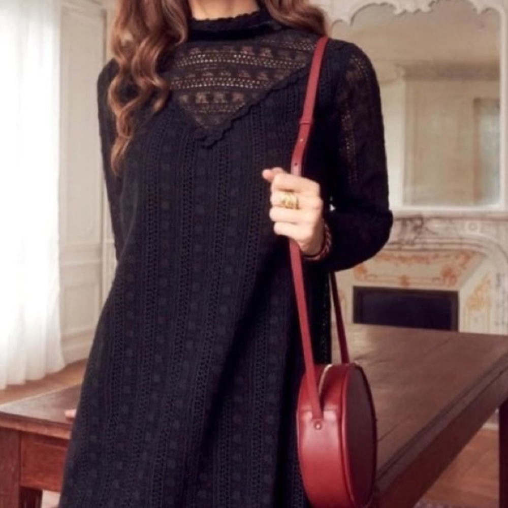 Sézane Lila Dress in Noir